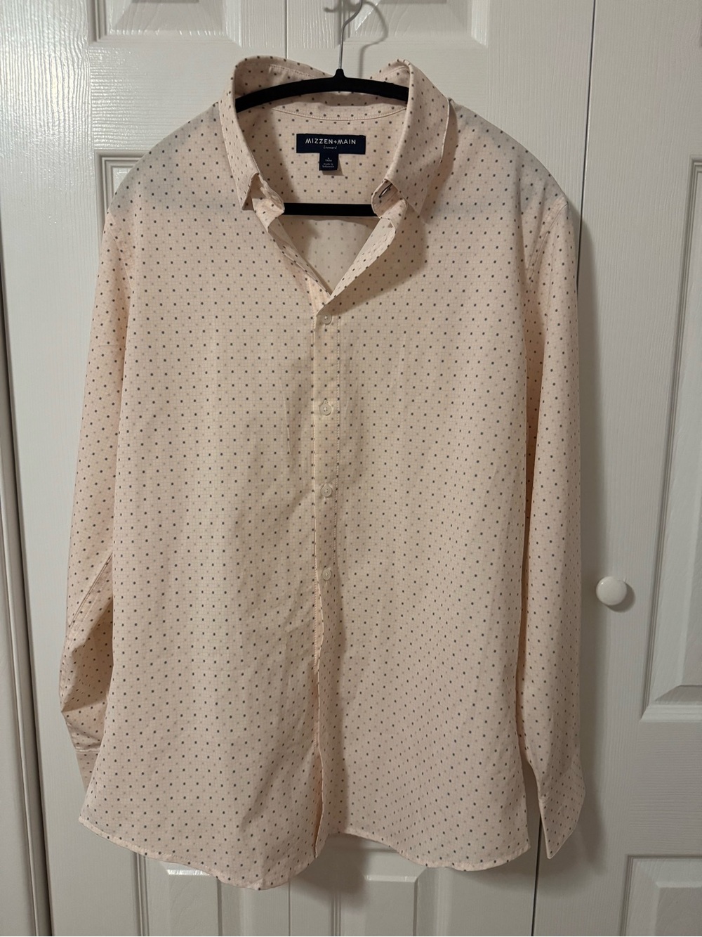 Mizzen+Main Leeward Men’s Trim Fit Button-Down Shirt – Size Large